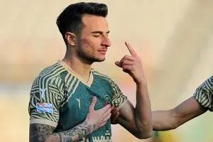 ستاره شمس آذر شاگرد یحیی شد